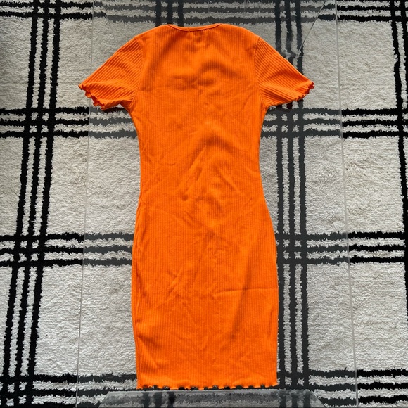 Misguided Orange Scallop Hem Dress Sz 2 - Picture 3 of 9